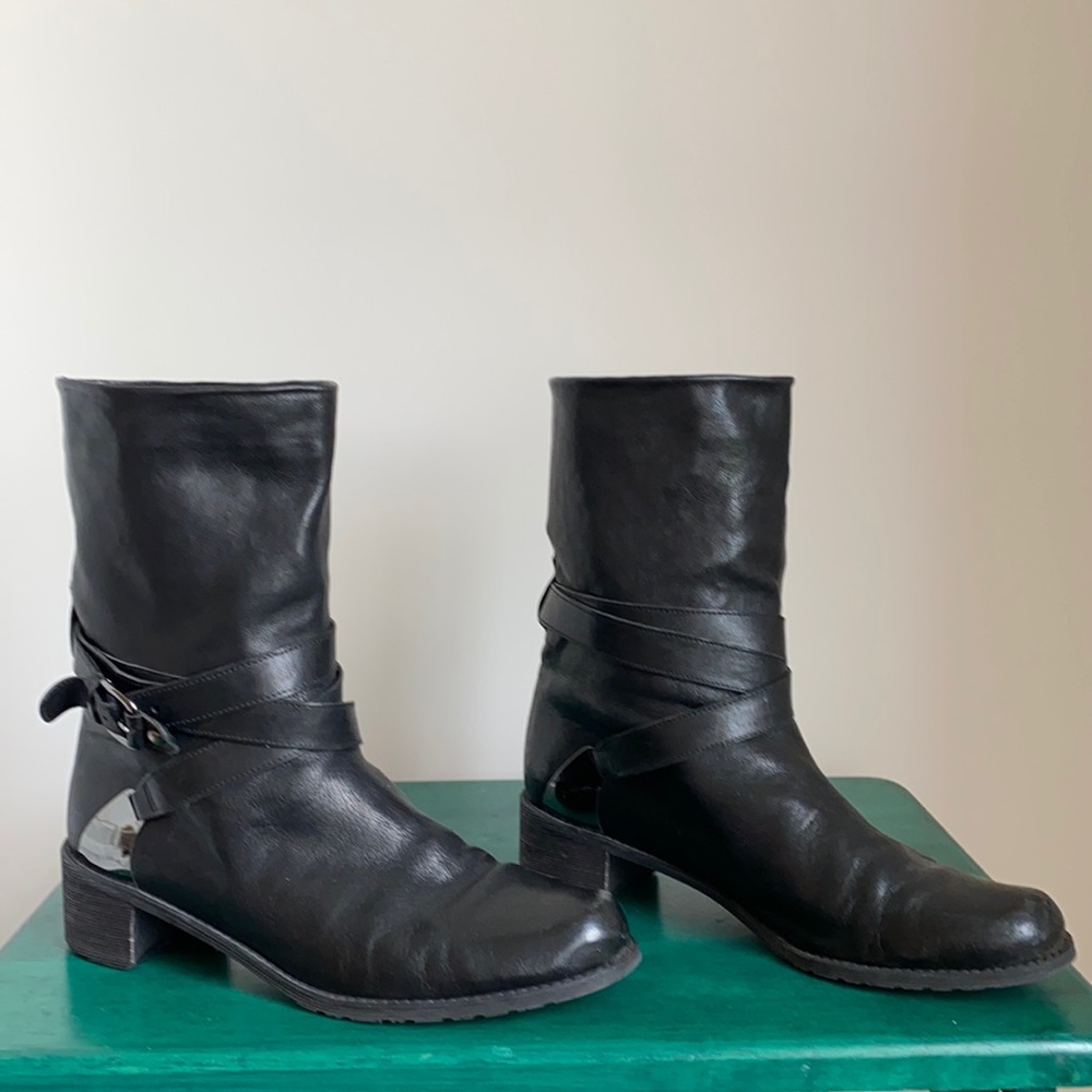 Stuart Weitzman Black Leather Boots